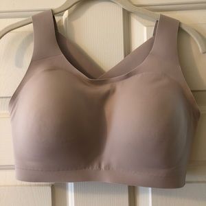 Lululemon Enlite Bra